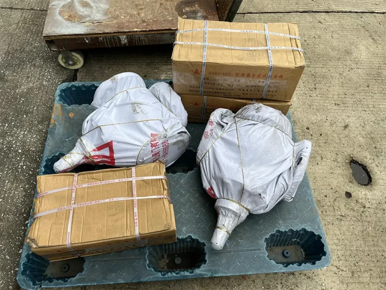 butterfly-valve-lug-type-epoxy-coated
